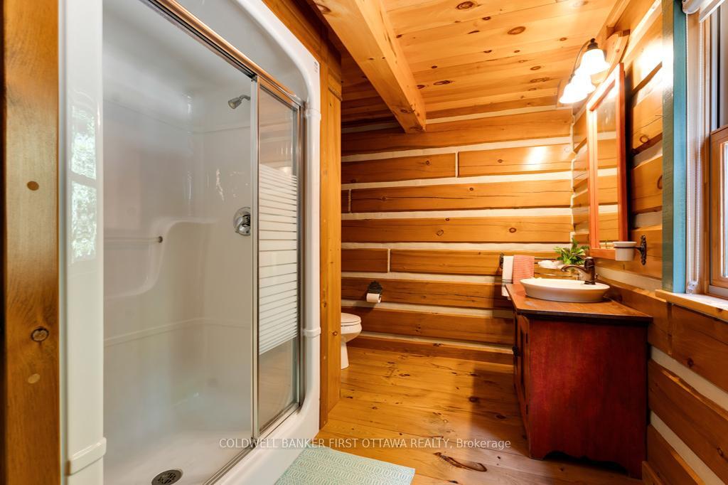 FRONTENAC, Ontario, K0H 2J0, CA, 3 Bedrooms Bedrooms, ,Residential,For Sale,1903665