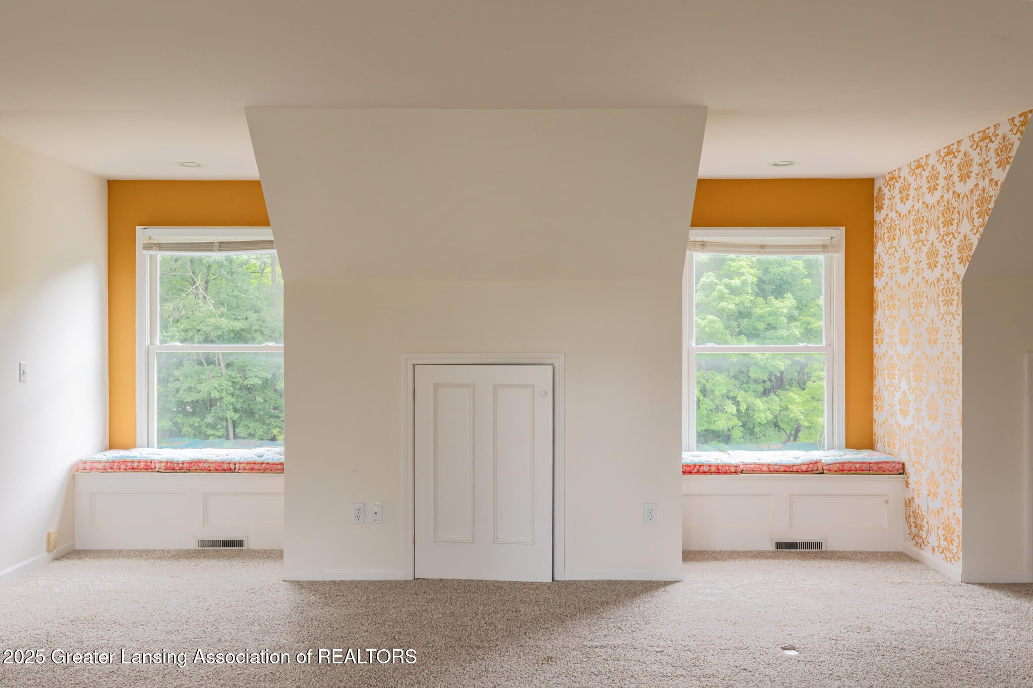 Okemos, Michigan, 48864, United States, 6 Bedrooms Bedrooms, ,7 BathroomsBathrooms,Residential,For Sale,1896259
