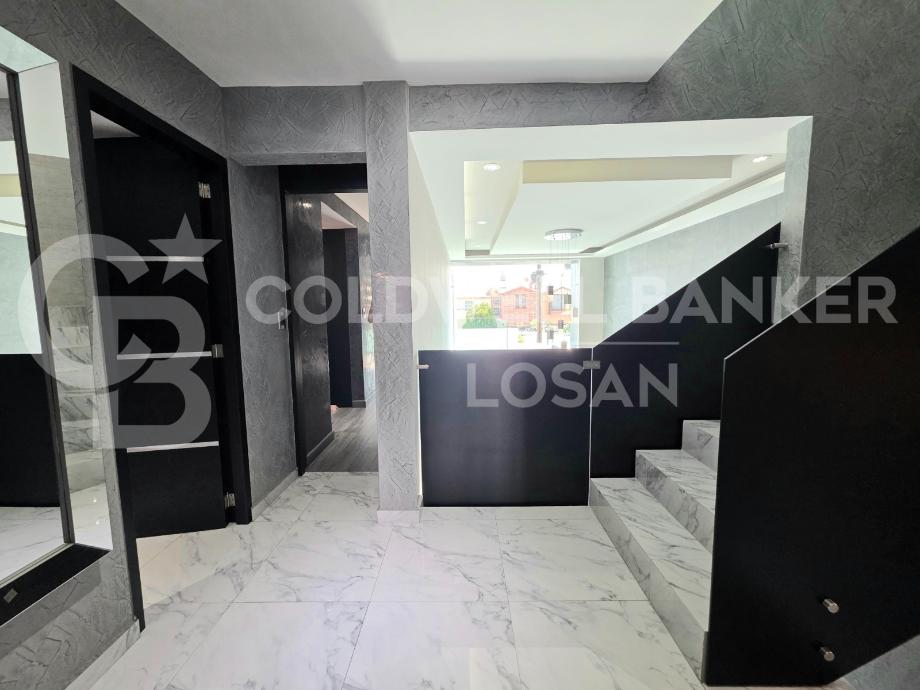 Tlalnepantla de Baz, Estado de méxico, 54020, Mexico, 3 Bedrooms Bedrooms, ,3 BathroomsBathrooms,Residential,For Sale,1990341