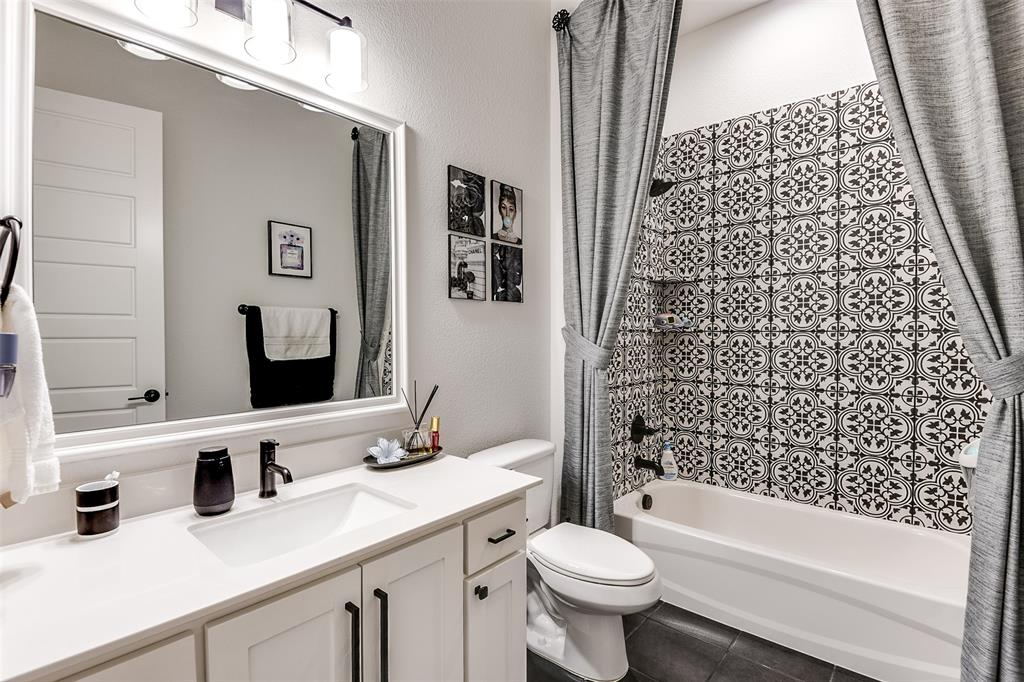 Mansfield, Texas, 76063, United States, 4 Bedrooms Bedrooms, ,4 BathroomsBathrooms,Residential,For Sale,1977903