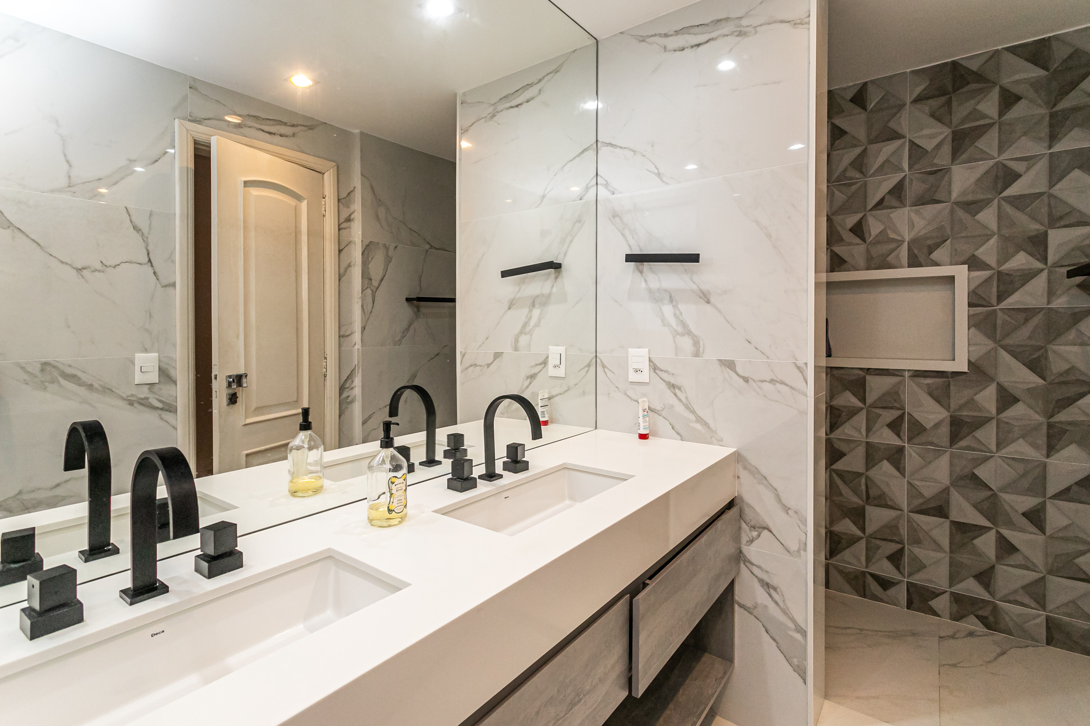  Linear apartment with breathtaking ocean views in prime Ipanema location - 物件實景