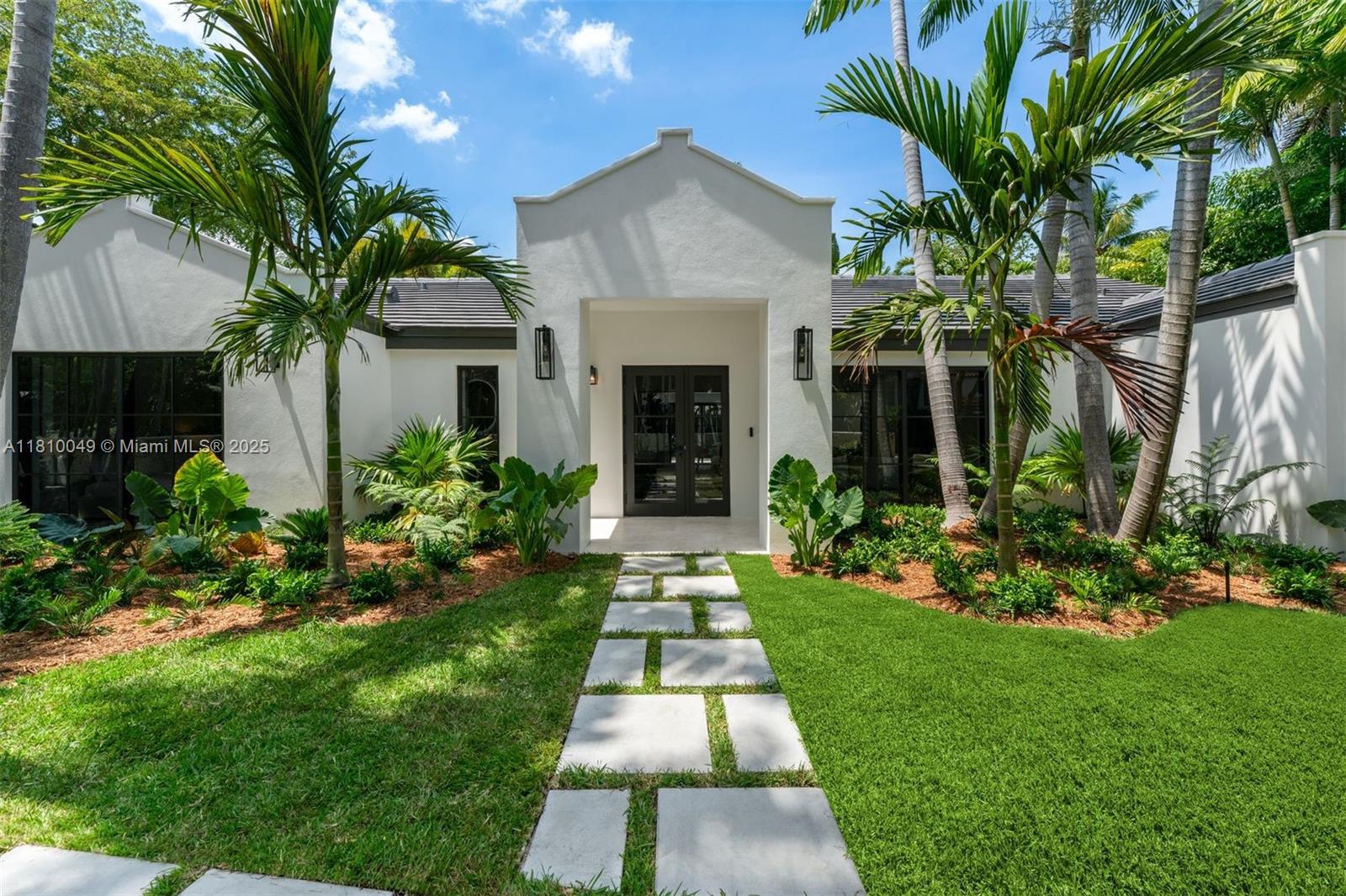 Miami, Florida, 33133, United States, 6 Bedrooms Bedrooms, ,8 BathroomsBathrooms,Residential,For Sale,1829232