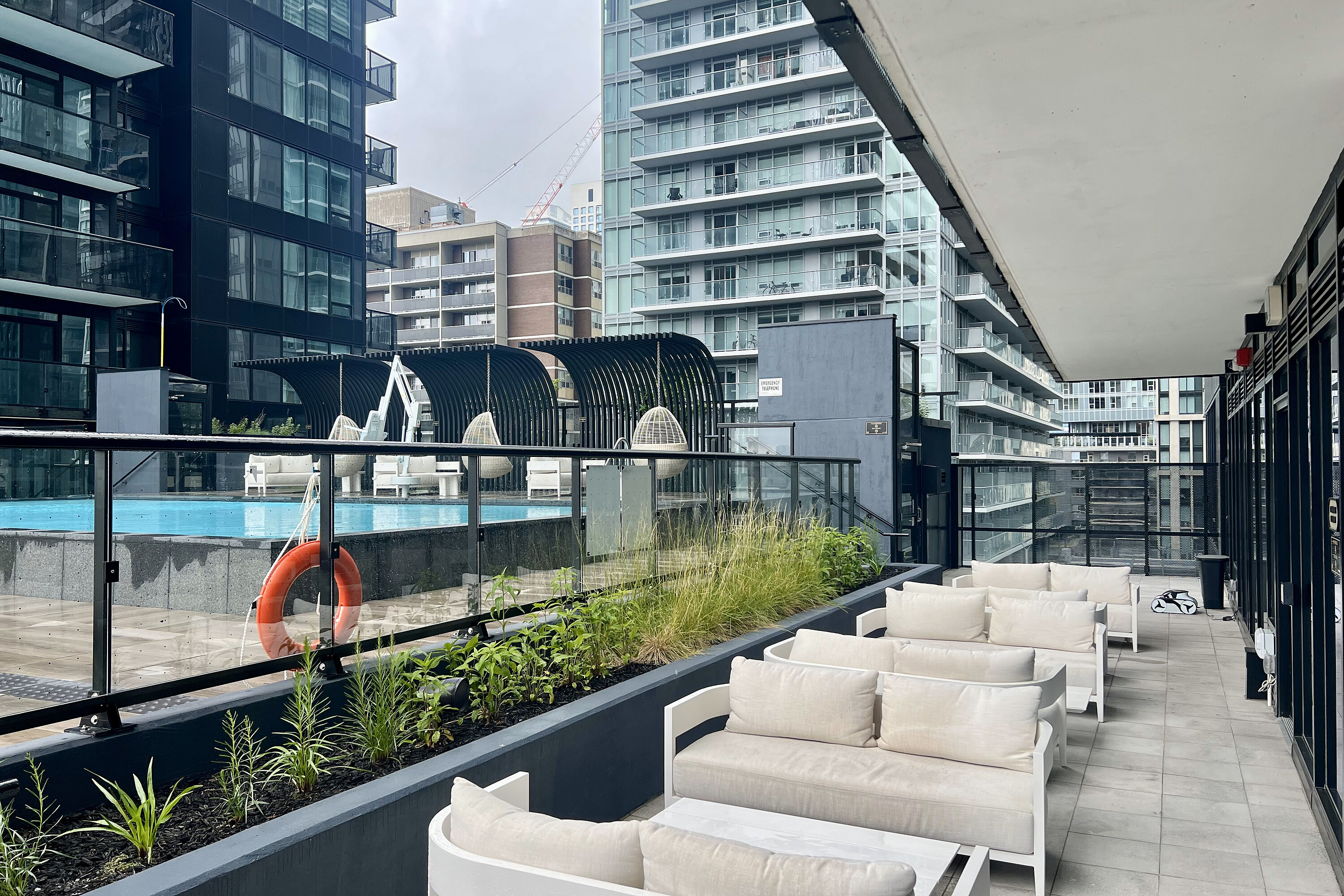  Line 5 Condos - 物件實景