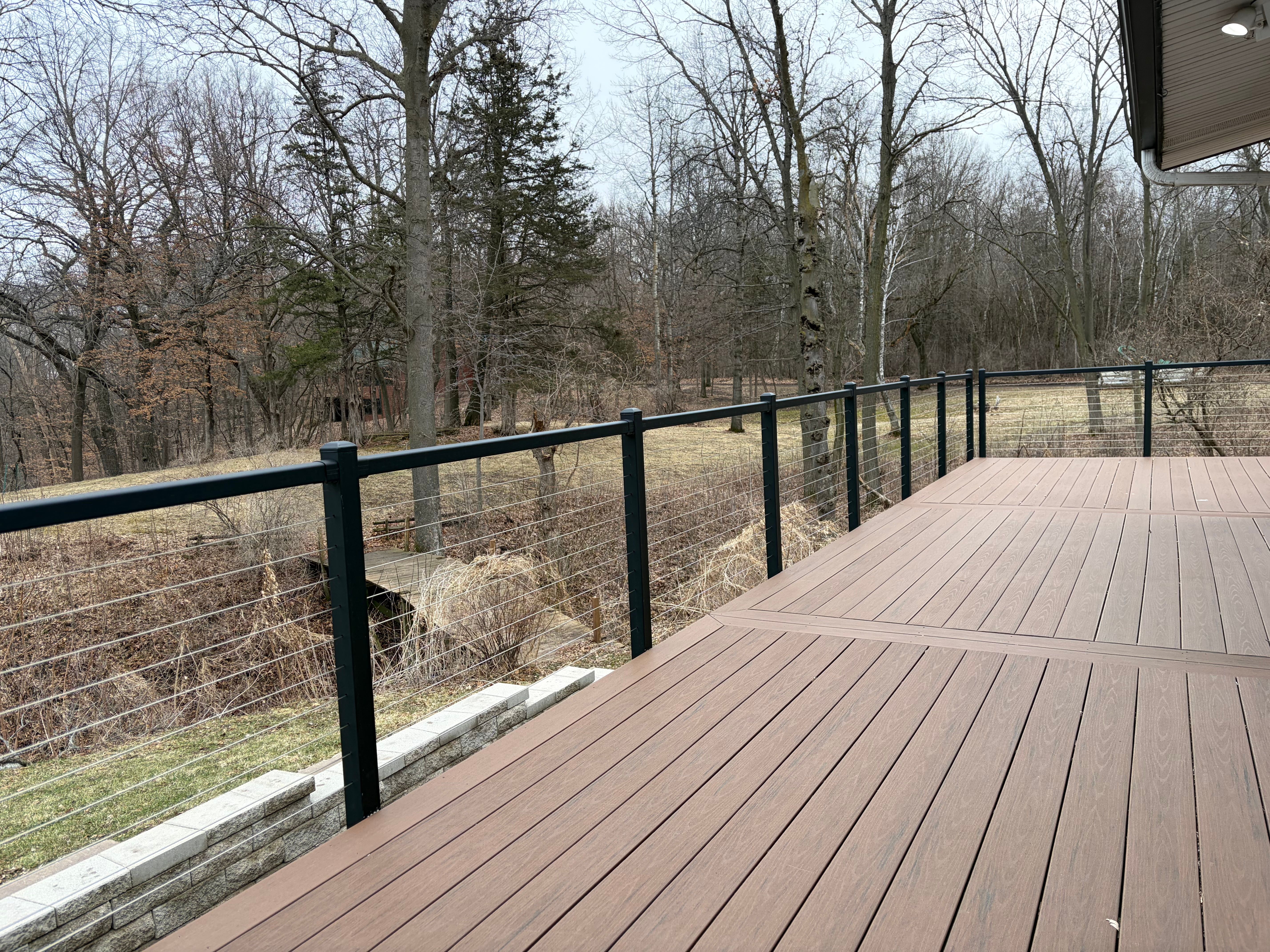  Serene Lake Home with Expansive Acreage - 物件實景