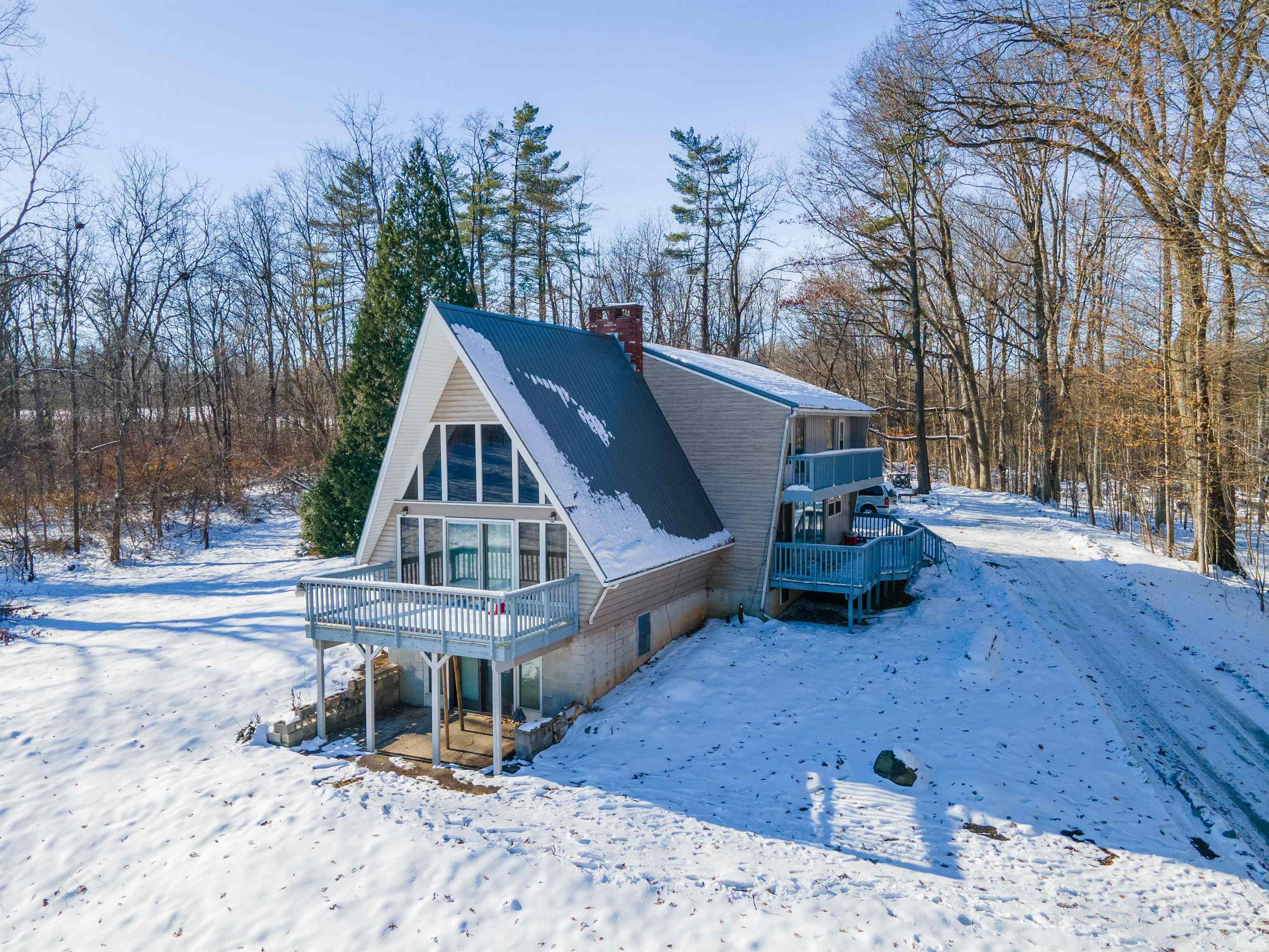 Roanoke, Indiana, 46783, United States, 4 Bedrooms Bedrooms, ,3 BathroomsBathrooms,Residential,For Sale,2005633