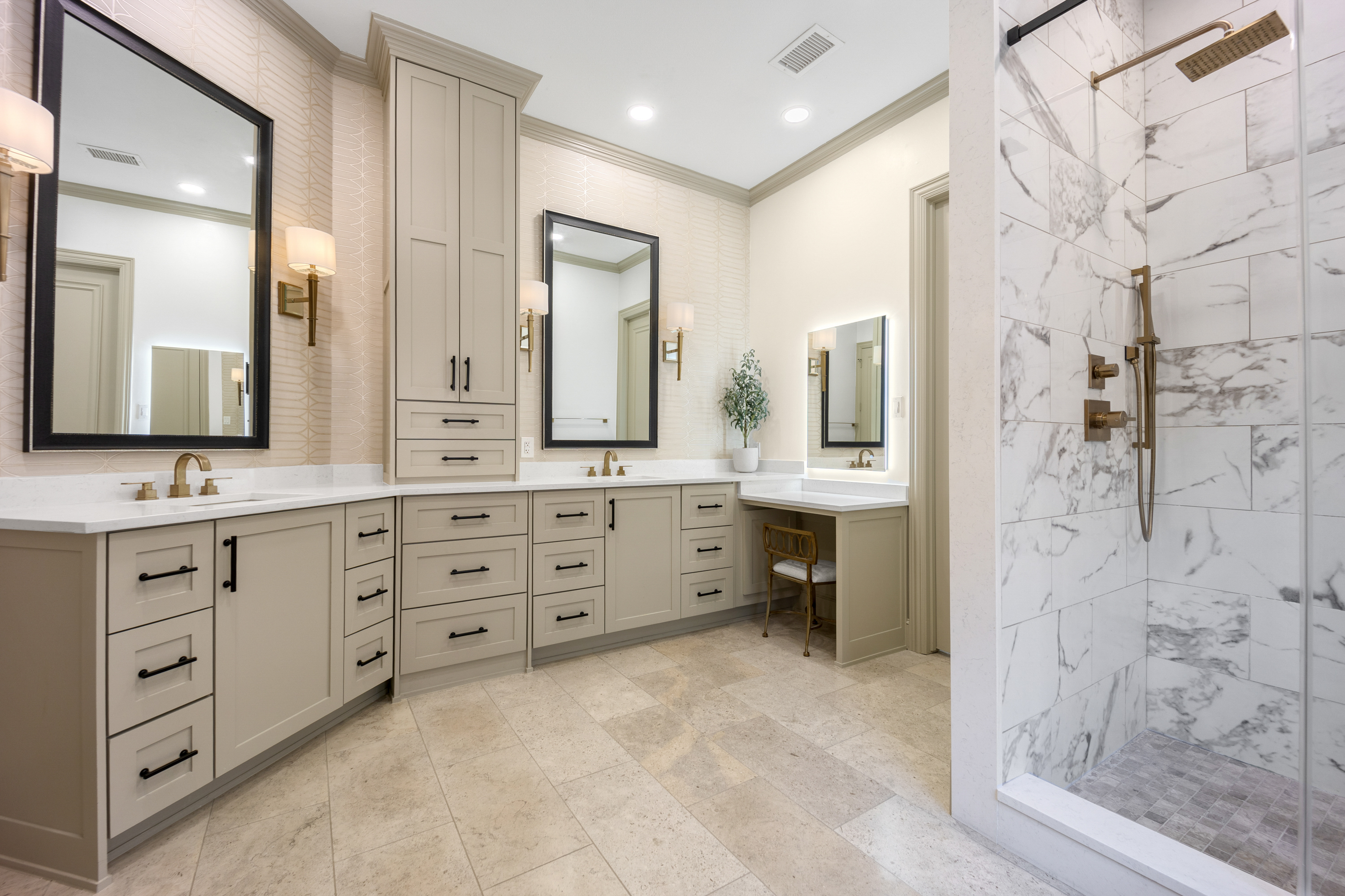  Updated European Transitional in the heart of Preston Hollow - 物件實景