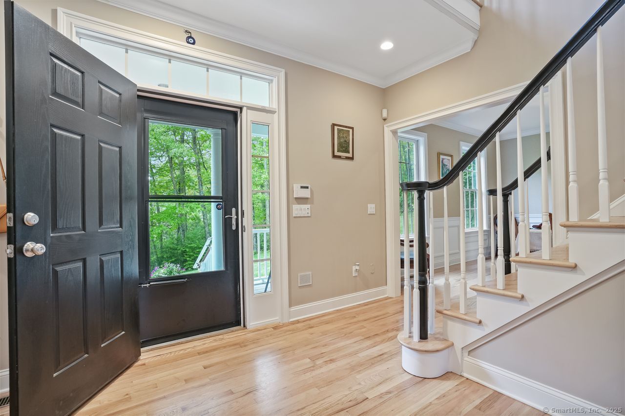Newtown, Connecticut, 06470, United States, 4 Bedrooms Bedrooms, ,5 BathroomsBathrooms,Residential,For Sale,1938679