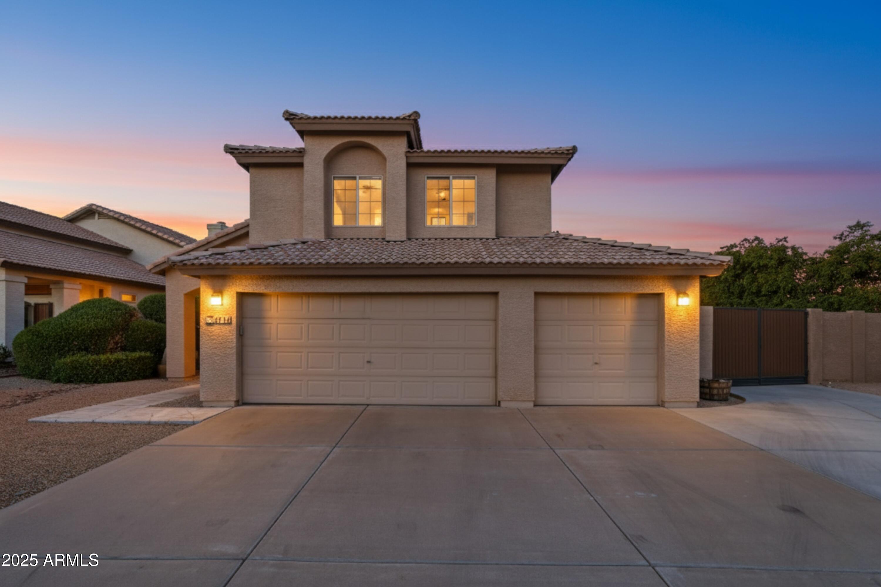 Phoenix, Arizona, 85044, United States, 4 Bedrooms Bedrooms, ,3 BathroomsBathrooms,Residential,For Sale,1993107