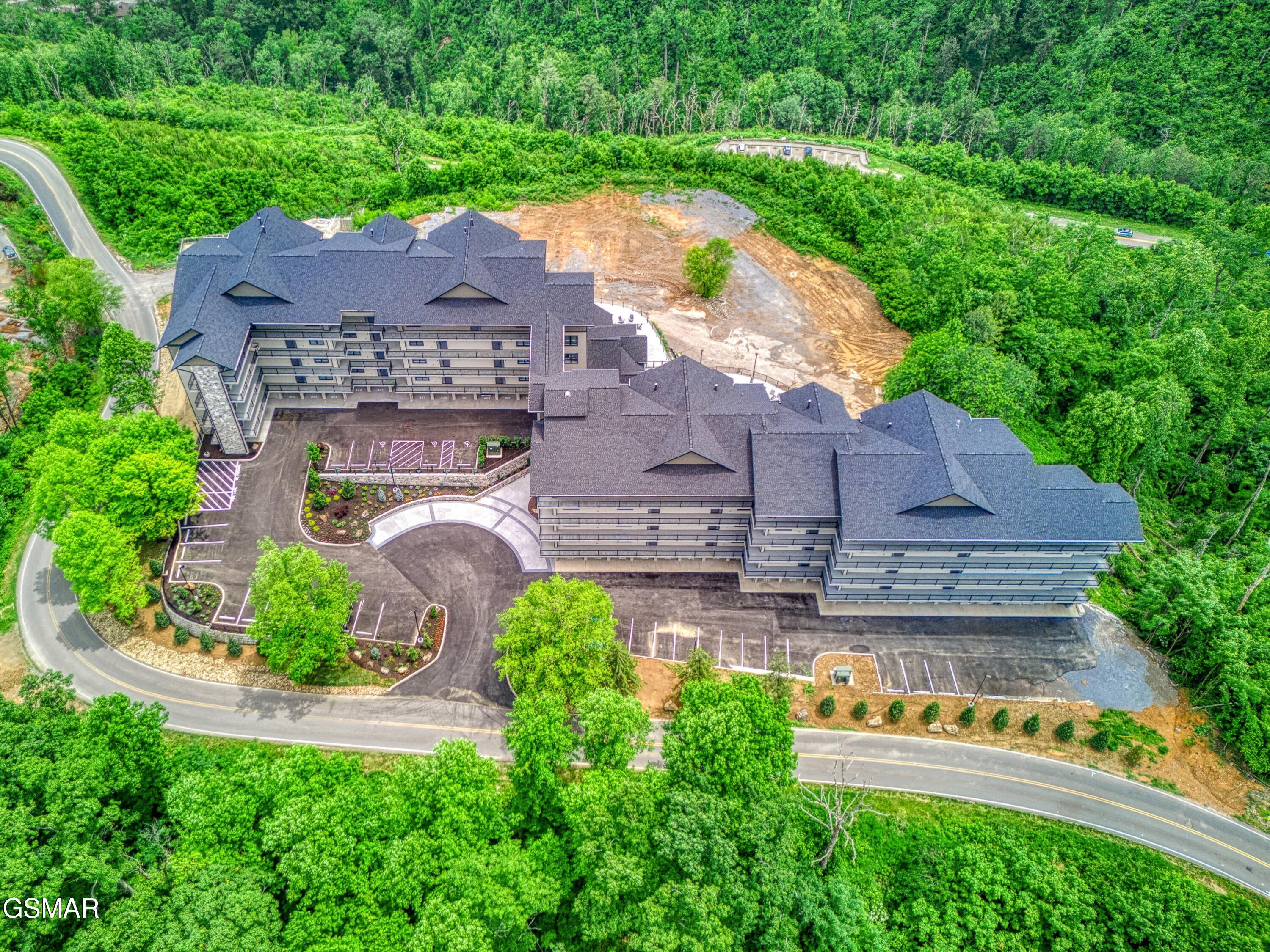 Gatlinburg, Tennessee, 37738, United States, 3 Bedrooms Bedrooms, ,4 BathroomsBathrooms,Residential,For Sale,1977552