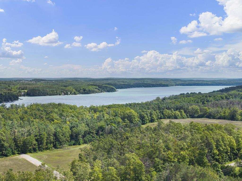 Petoskey, Michigan, 49770, United States, 4 Bedrooms Bedrooms, ,3 BathroomsBathrooms,Residential,For Sale,1932597