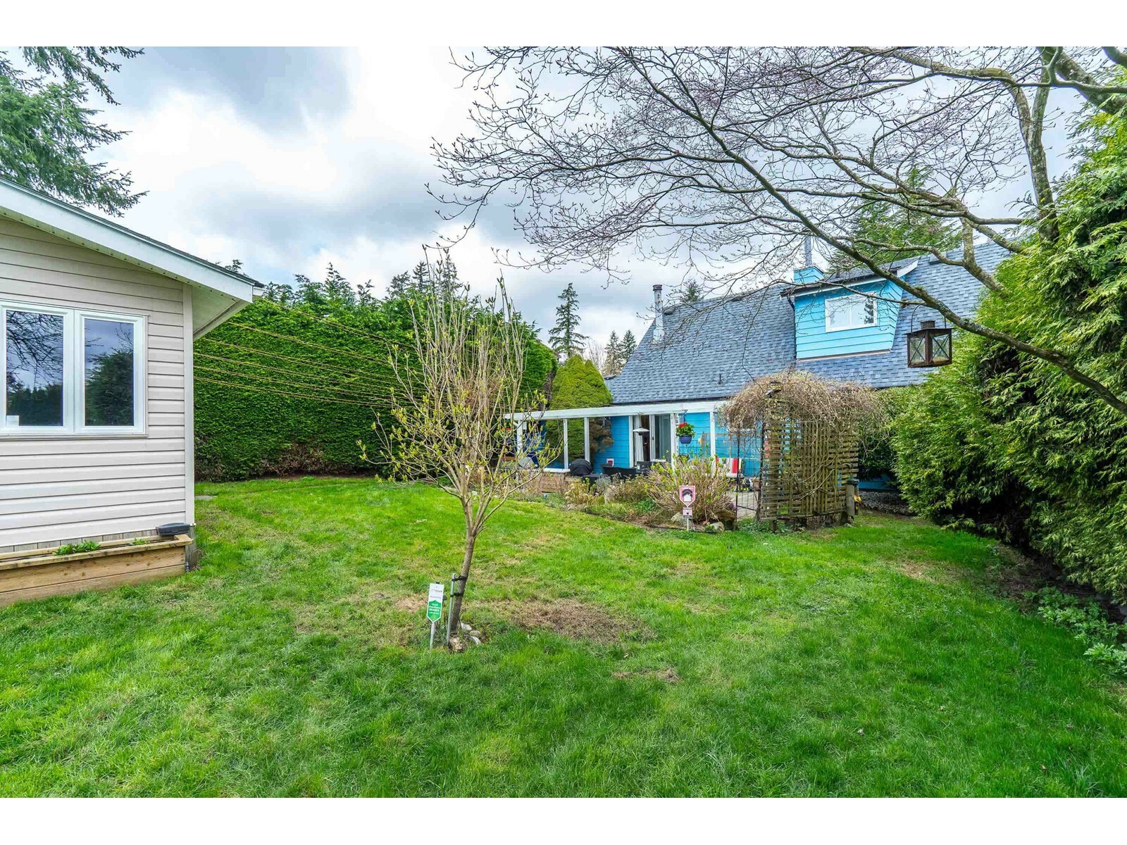 SURREY, British Columbia, V4A 5N3, CA, 3 Bedrooms Bedrooms, ,2 BathroomsBathrooms,Residential,For Sale,1838799