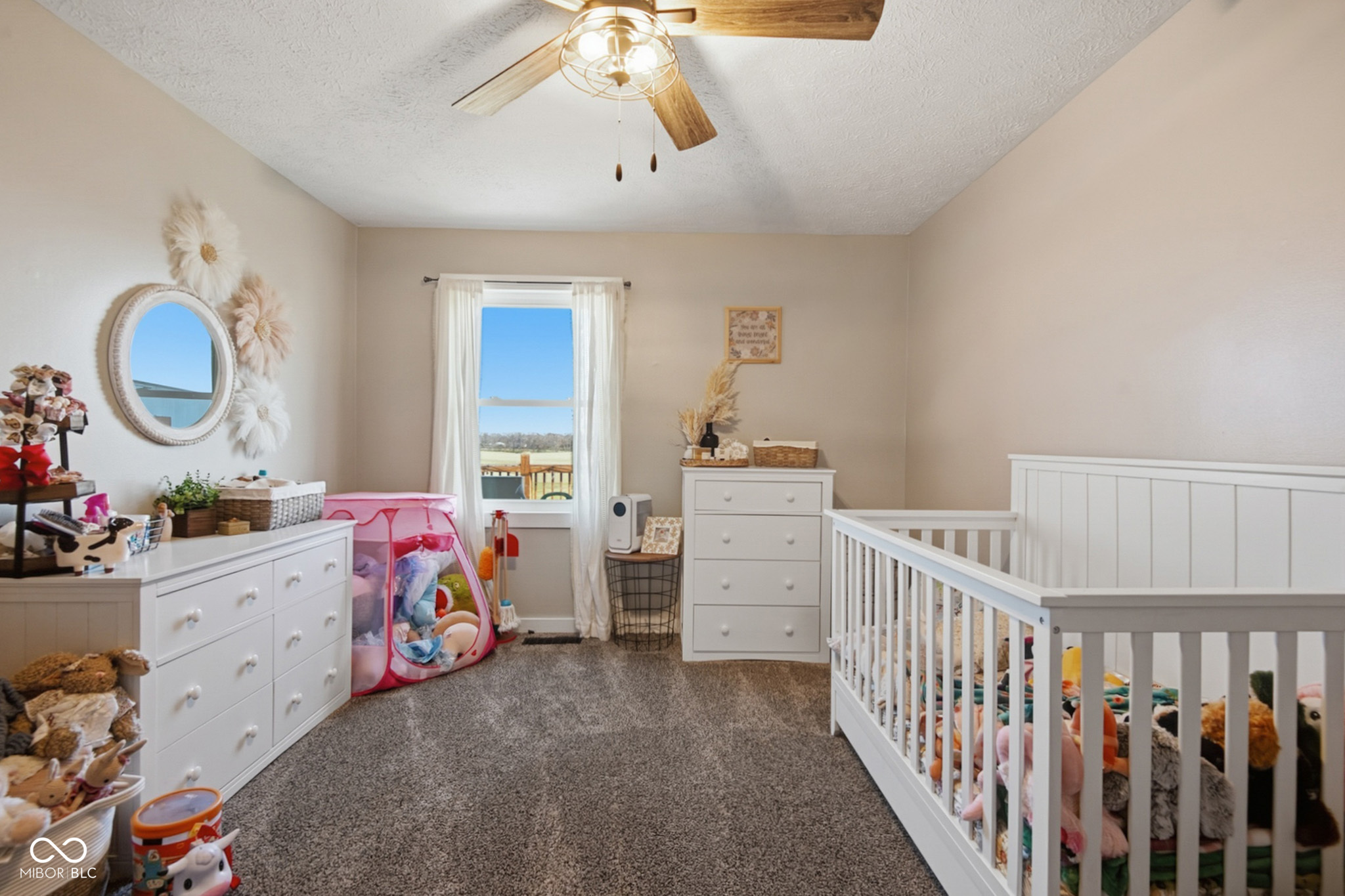 Edinburgh, Indiana, 46124, United States, 3 Bedrooms Bedrooms, ,2 BathroomsBathrooms,Residential,For Sale,1994228