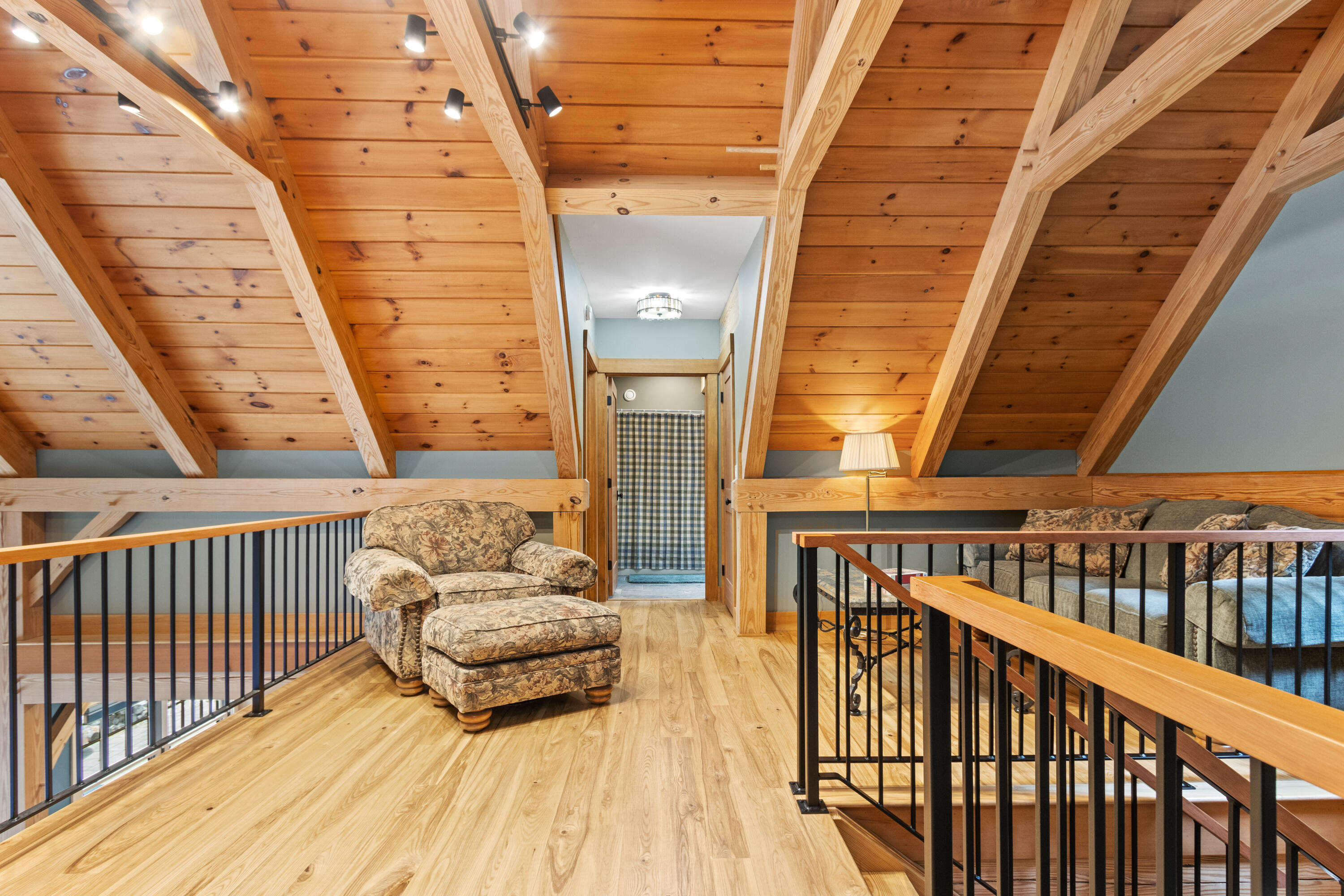 Harrison, Maine, 04040, United States, 5 Bedrooms Bedrooms, ,4 BathroomsBathrooms,Residential,For Sale,1885742