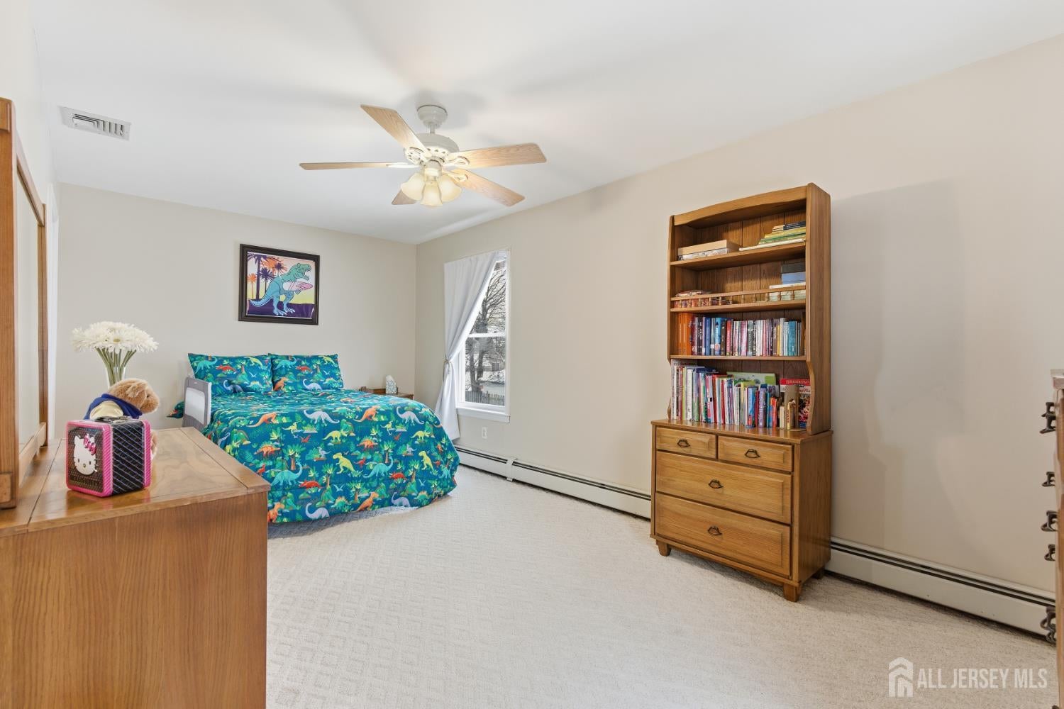 1201 - Carteret, New Jersey, 07008, United States, 4 Bedrooms Bedrooms, ,2 BathroomsBathrooms,Residential,For Sale,2006172