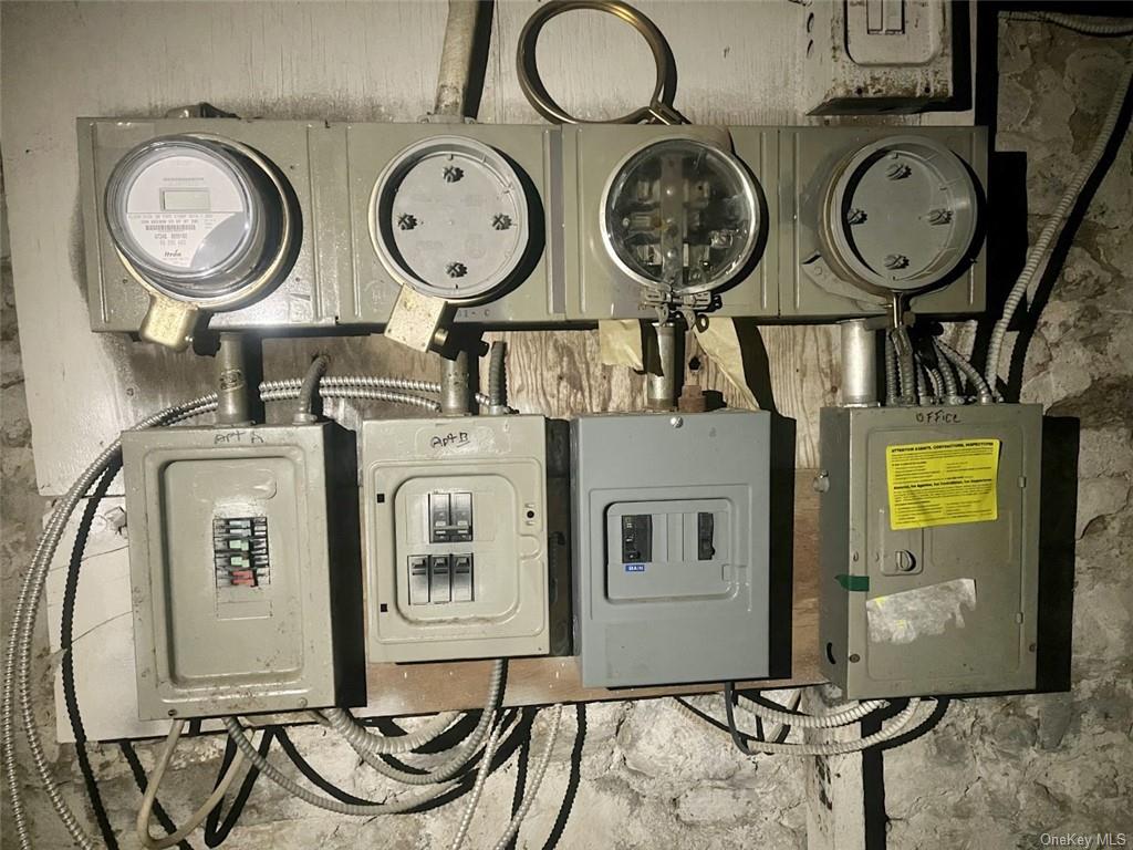 Dobbs Ferry, New York, 10522, United States, 4 Bedrooms Bedrooms, ,2 BathroomsBathrooms,Residential,For Sale,1888691