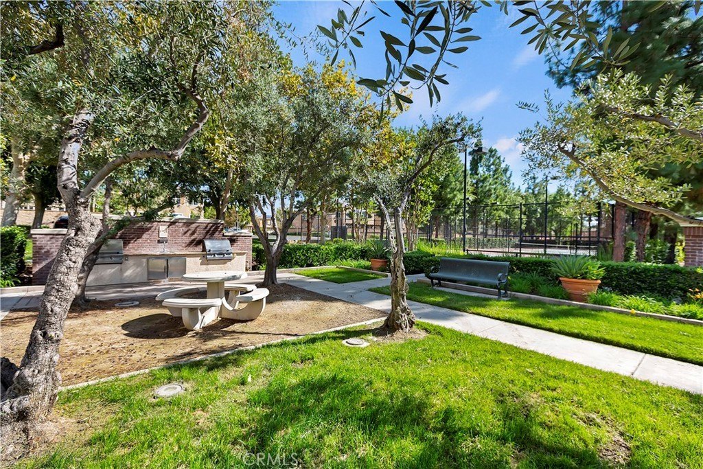 Fontana, California, 92336, United States, 4 Bedrooms Bedrooms, ,3 BathroomsBathrooms,Residential,For Sale,1970103