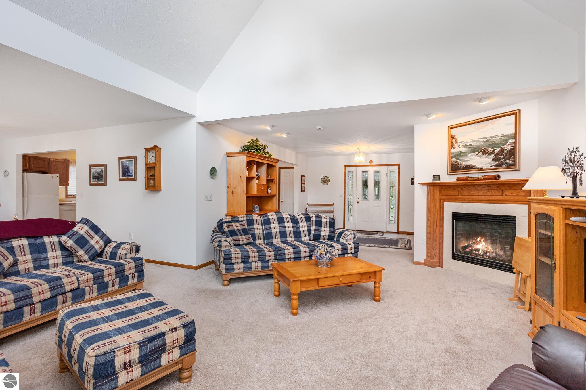 Harrison, Michigan, 48625, United States, 5 Bedrooms Bedrooms, ,4 BathroomsBathrooms,Residential,For Sale,1916275