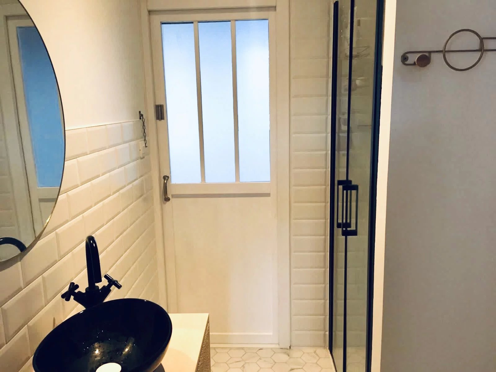 Bordeaux, New Aquitaine, 33000, FR, 5 Bedrooms Bedrooms, ,1 BathroomBathrooms,Residential,For Sale,1778999