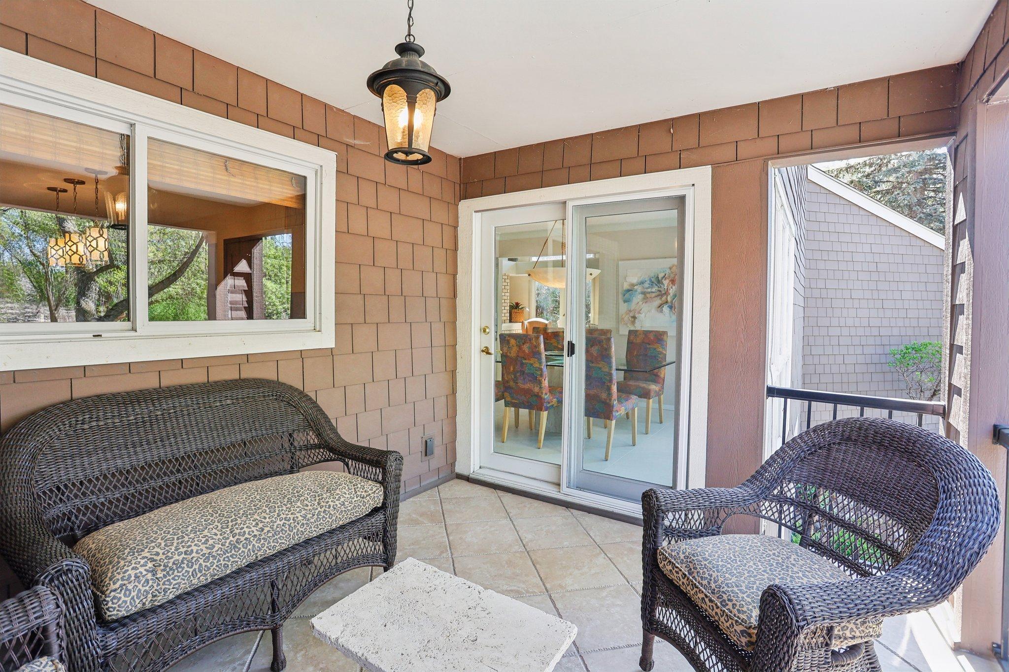 Edina, Minnesota, 55439, United States, 2 Bedrooms Bedrooms, ,3 BathroomsBathrooms,Residential,For Sale,1820089