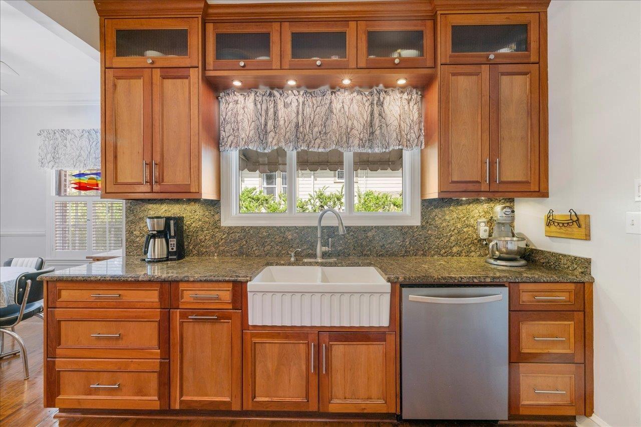 Tallahassee, Florida, 32303, United States, 4 Bedrooms Bedrooms, ,3 BathroomsBathrooms,Residential,For Sale,1959119