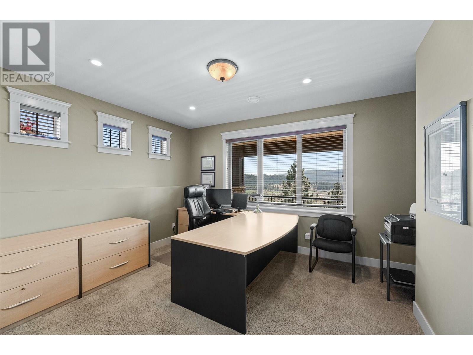 KELOWNA, British Columbia, V1V 2Z3, CA, 4 Bedrooms Bedrooms, ,2 BathroomsBathrooms,Residential,For Sale,1859444