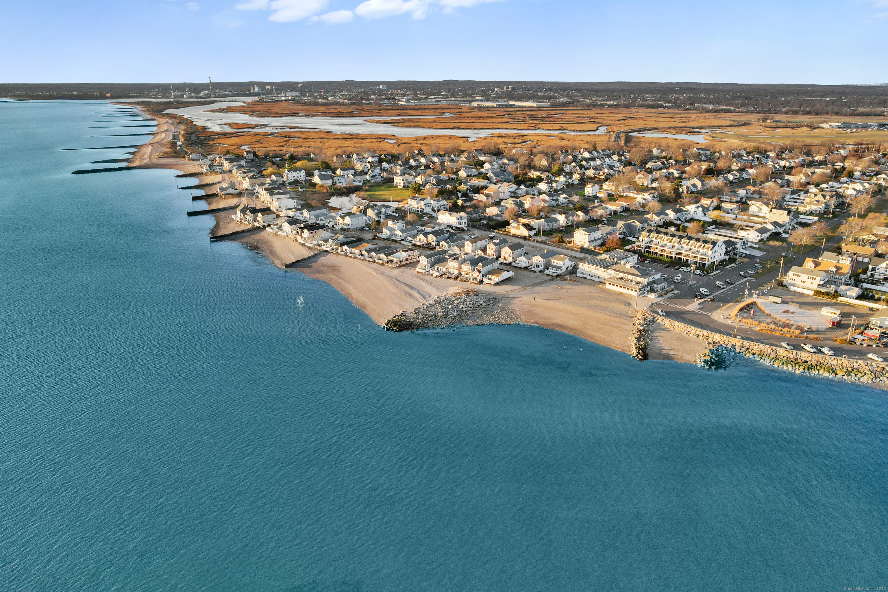 Stratford, Connecticut, 06615, United States, 4 Bedrooms Bedrooms, ,3 BathroomsBathrooms,Residential,For Sale,2003243