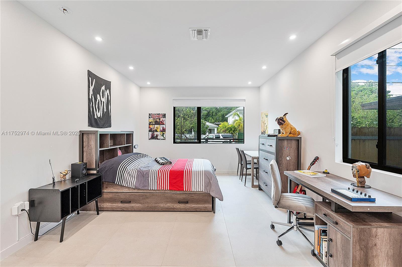 Miami, Florida, 33133, United States, 5 Bedrooms Bedrooms, ,5 BathroomsBathrooms,Residential,For Sale,1739354