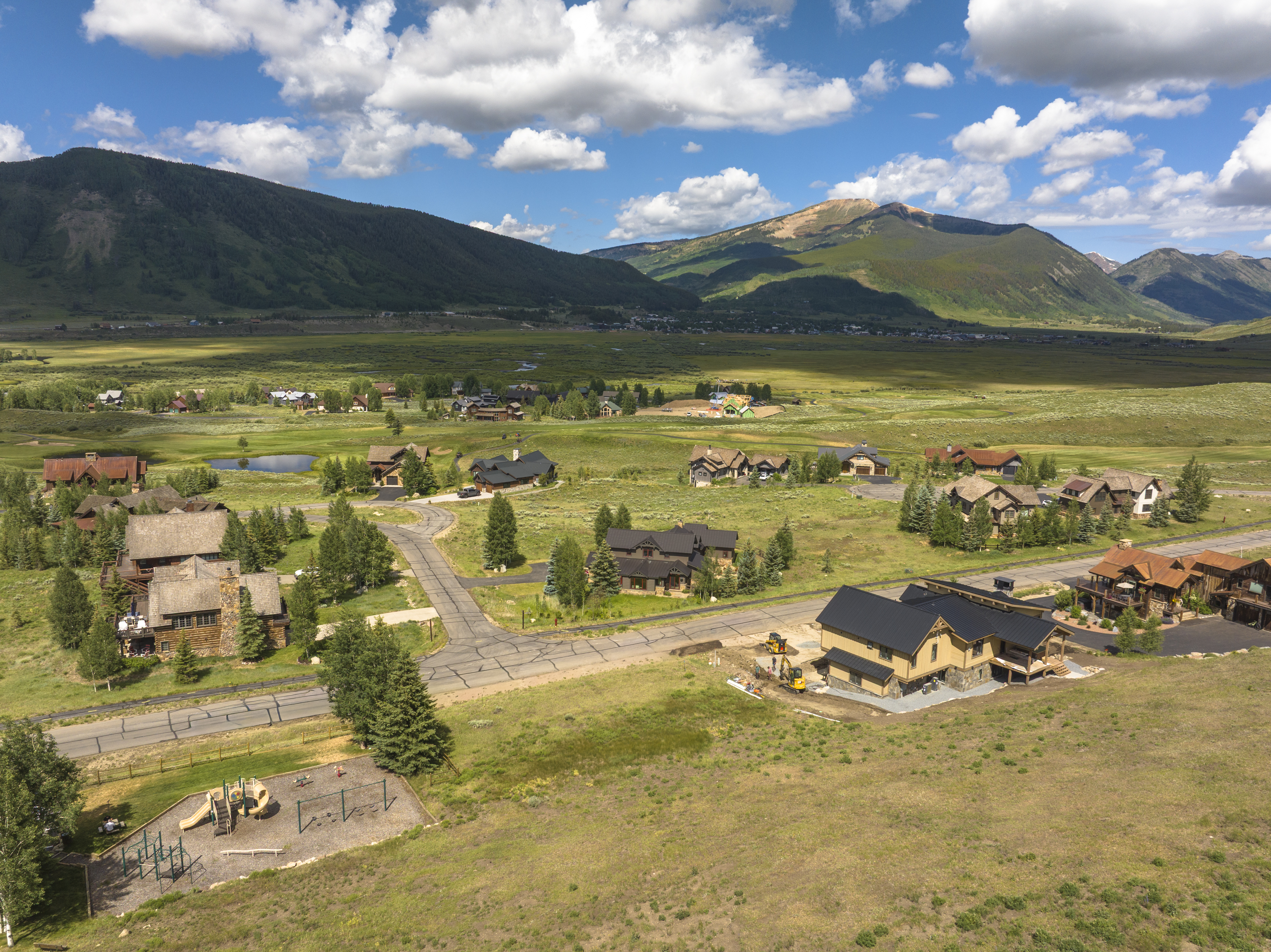  400 Country Club Drive, Crested Butte, CO, 81224 - 物件實景