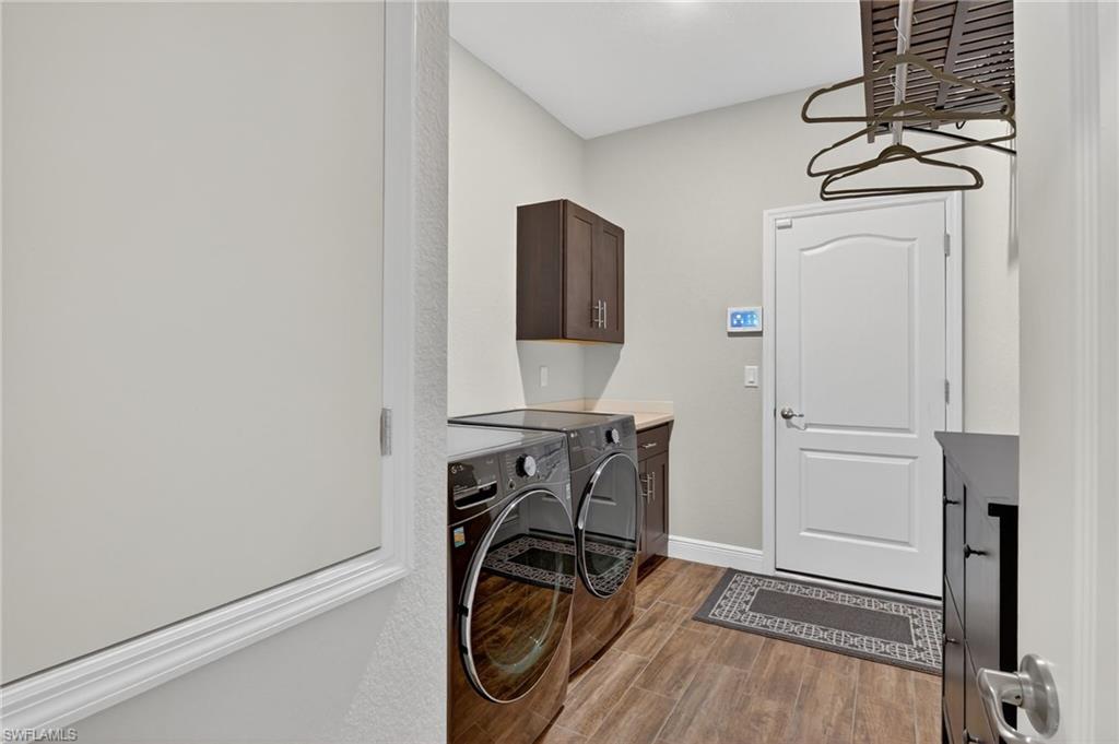 Cape Coral, Florida, 33993, United States, 3 Bedrooms Bedrooms, ,2 BathroomsBathrooms,Residential,For Sale,1997058