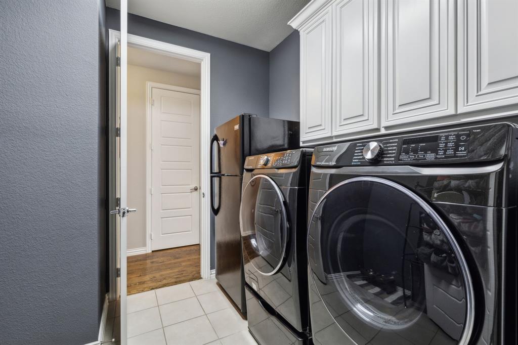 Wylie, Texas, 75098, United States, 5 Bedrooms Bedrooms, ,4 BathroomsBathrooms,Residential,For Sale,1828250