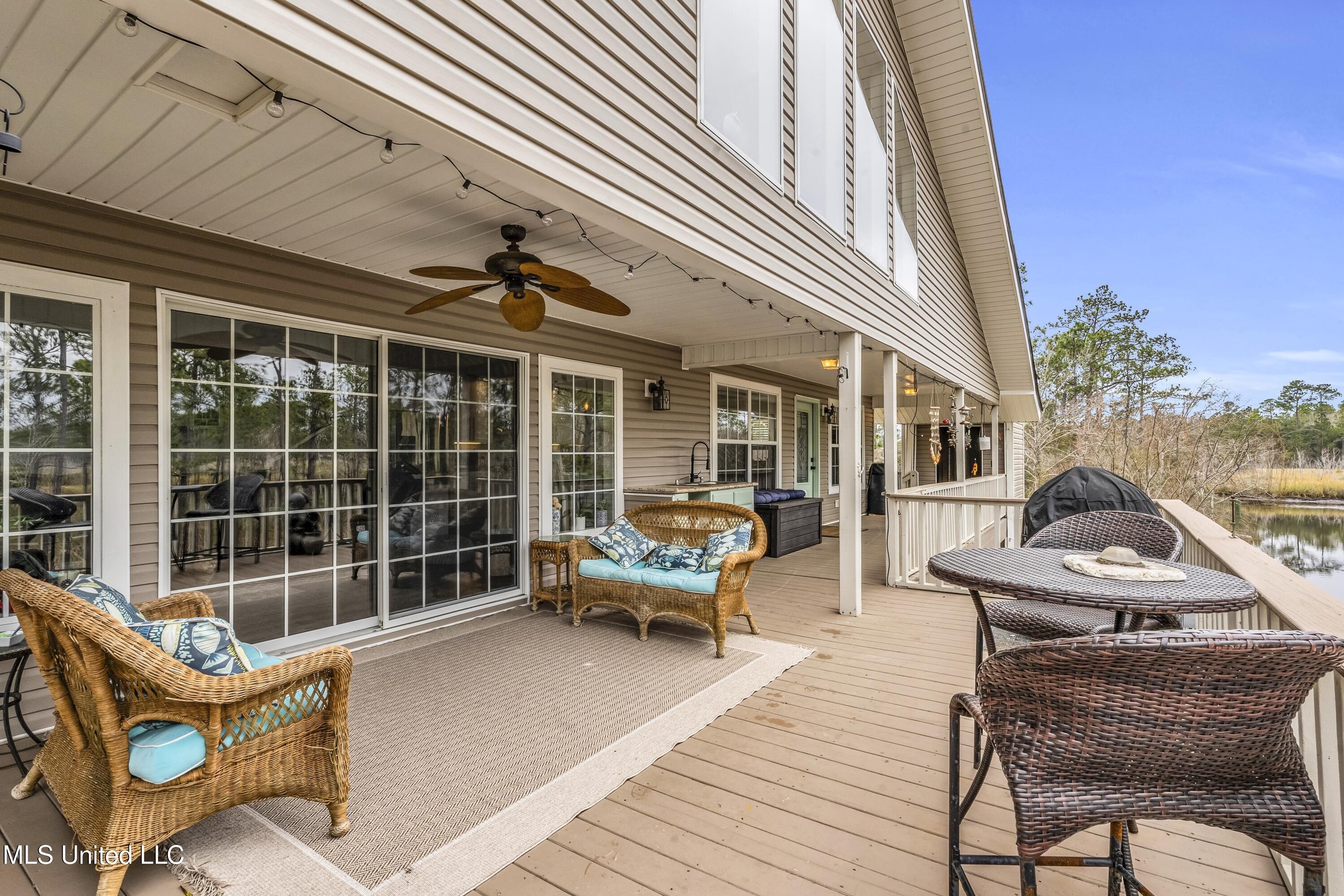 Bay Saint Louis, Mississippi, 39520, United States, 4 Bedrooms Bedrooms, ,4 BathroomsBathrooms,Residential,For Sale,1981331