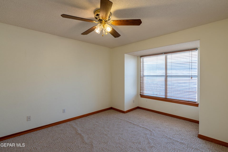 El Paso, Texas, 79934, United States, 4 Bedrooms Bedrooms, ,4 BathroomsBathrooms,Residential,For Sale,1978483