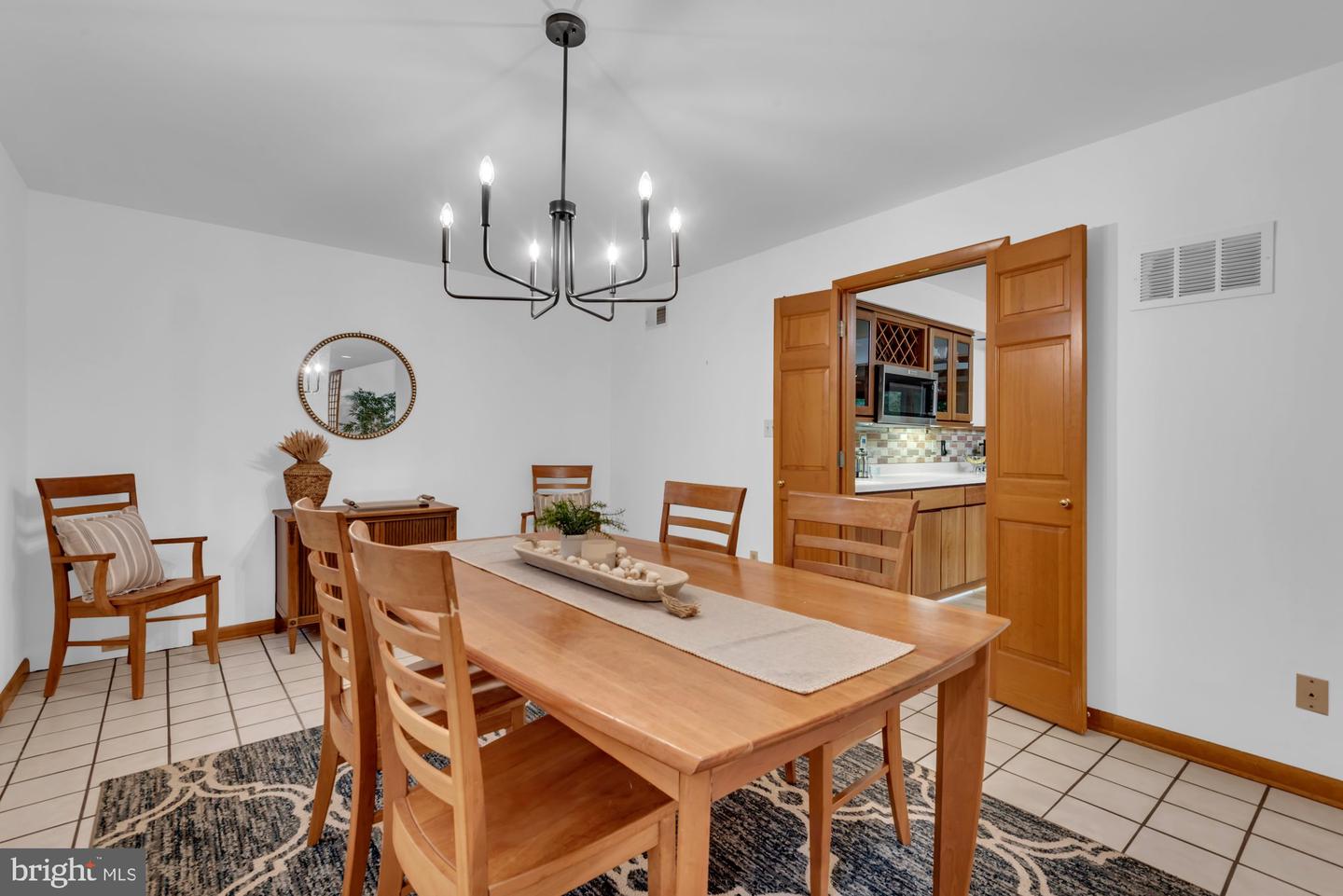 Annapolis, Maryland, 21409, United States, 4 Bedrooms Bedrooms, ,5 BathroomsBathrooms,Residential,For Sale,1947089