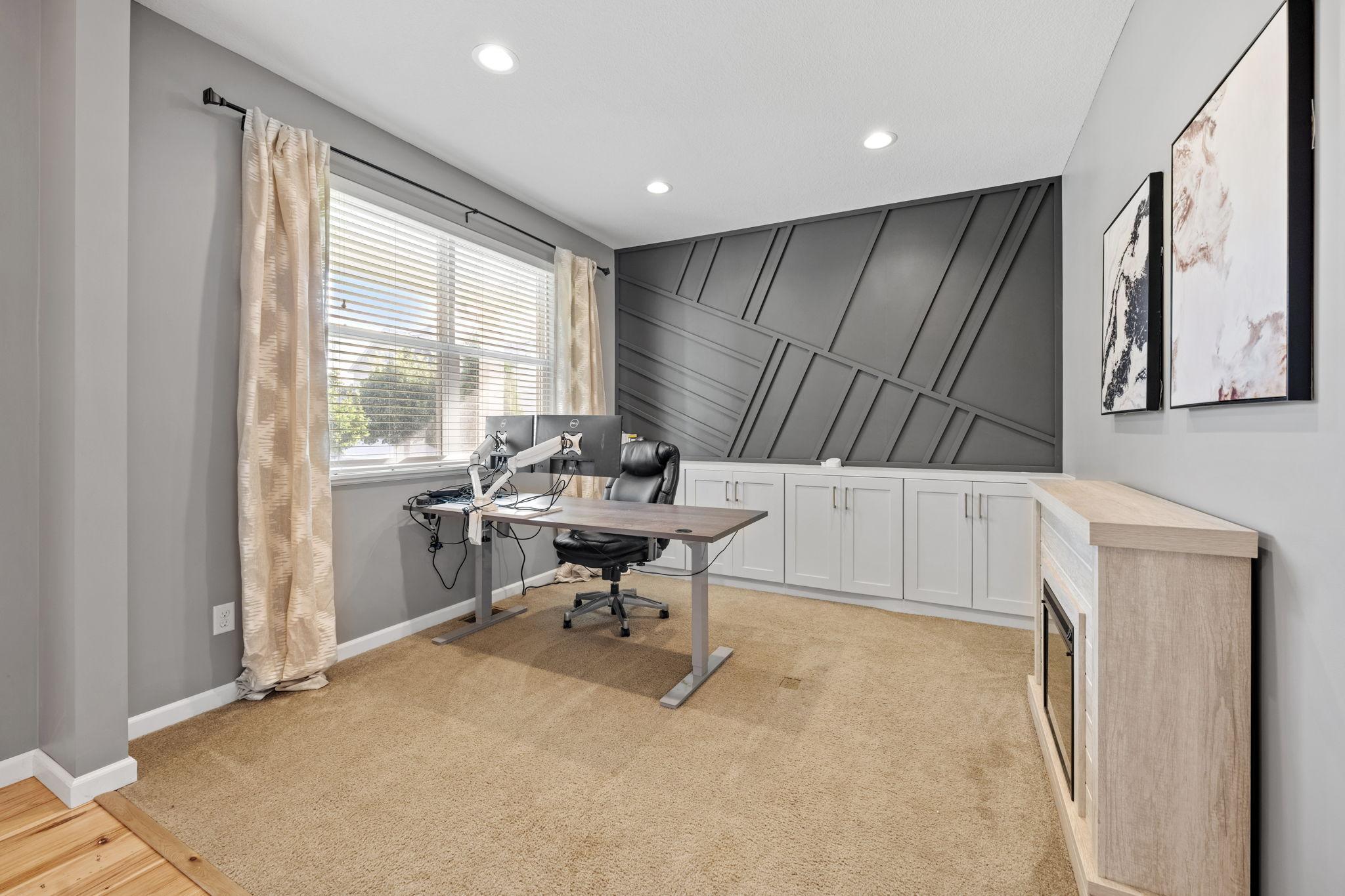 Lakeville, Minnesota, 55044, United States, 4 Bedrooms Bedrooms, ,3 BathroomsBathrooms,Residential,For Sale,1992013