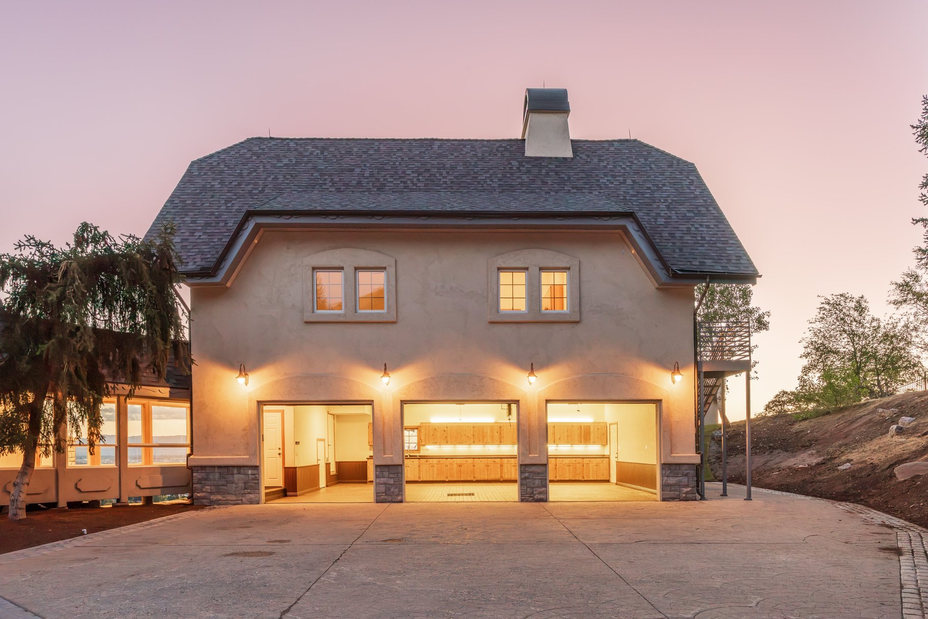  European Estate with Huge Views of the Valley - 物件實景
