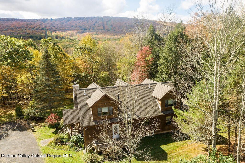 Highmount, New York, 12441, United States, 4 Bedrooms Bedrooms, ,3 BathroomsBathrooms,Residential,For Sale,1918667