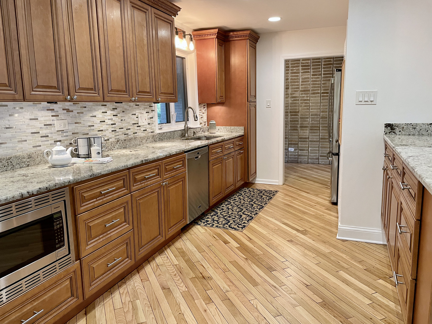 Skokie, Illinois, 60076, United States, 3 Bedrooms Bedrooms, ,3 BathroomsBathrooms,Residential,For Sale,1932038