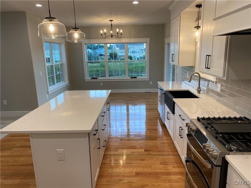 Cicero, New York, 13039, United States, 3 Bedrooms Bedrooms, ,3 BathroomsBathrooms,Residential,For Sale,1970756