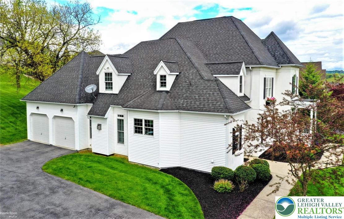 Palmer Twp, Pennsylvania, 18045, United States, 4 Bedrooms Bedrooms, ,4 BathroomsBathrooms,Residential,For Sale,1898728