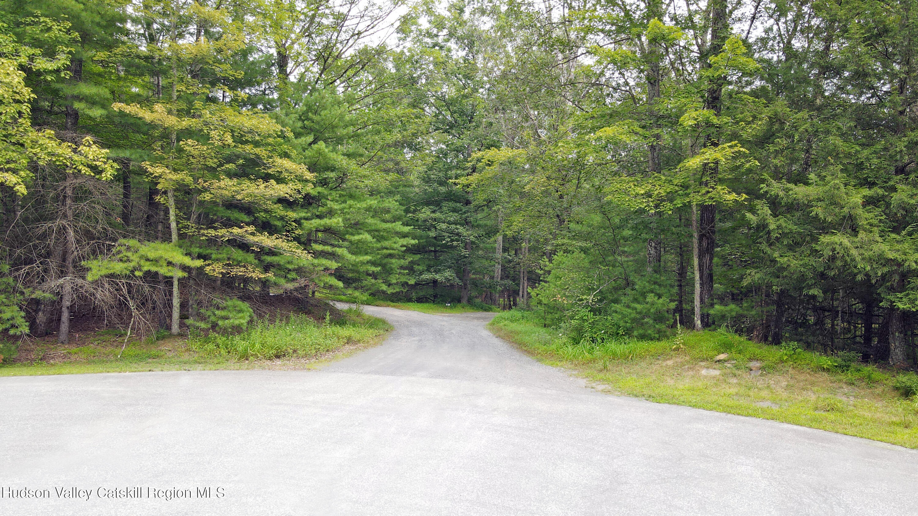 Woodstock, New York, 12498, United States, ,Residential,For Sale,1918259