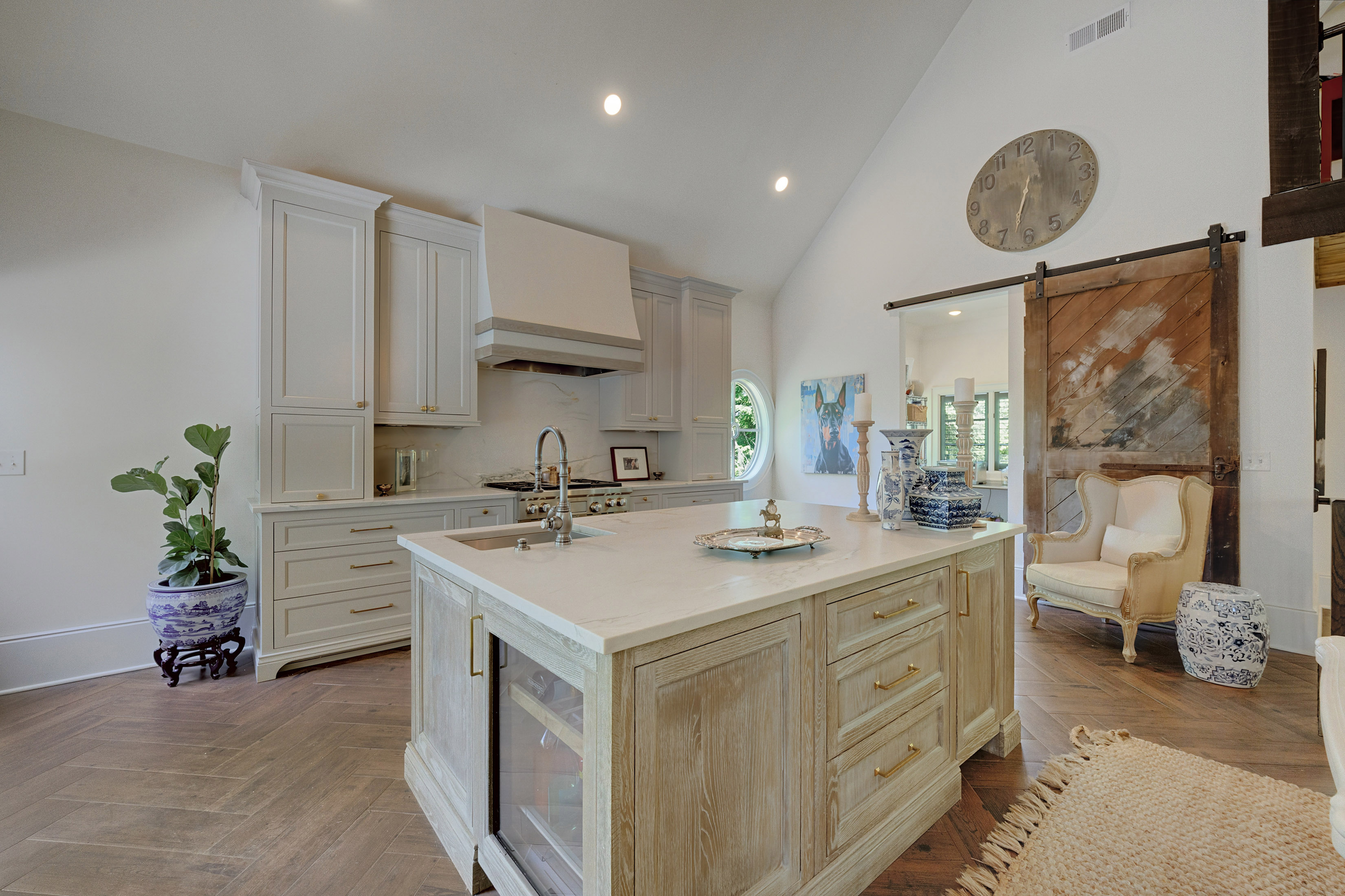  Exceptional Custom-built French Country Estate with Equestrian Amenities - 物件實景