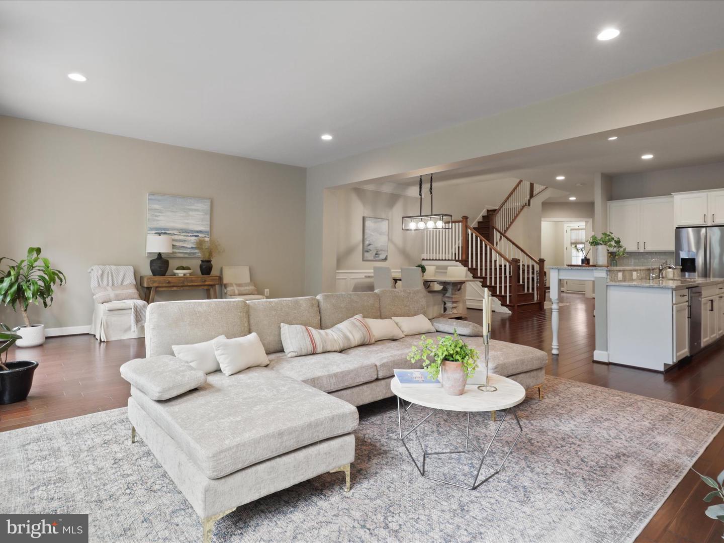 Ashburn, Virginia, 20148, United States, 3 Bedrooms Bedrooms, ,4 BathroomsBathrooms,Residential,For Sale,1918442