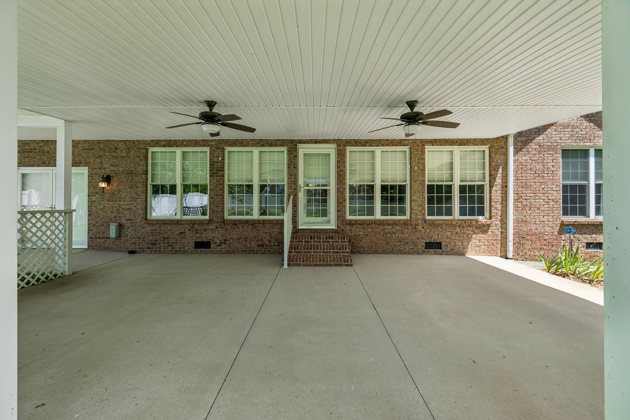 Manchester, Tennessee, 37355, United States, 4 Bedrooms Bedrooms, ,4 BathroomsBathrooms,Residential,For Sale,1937167