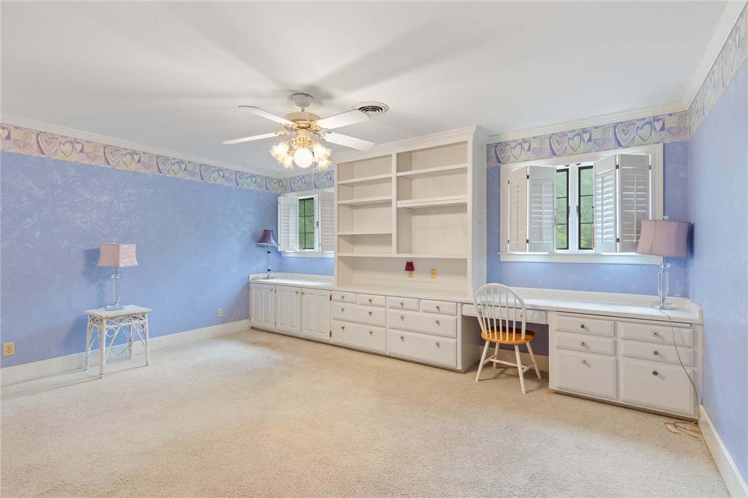 Harrison, Arkansas, 72601, United States, 7 Bedrooms Bedrooms, ,5 BathroomsBathrooms,Residential,For Sale,1850166