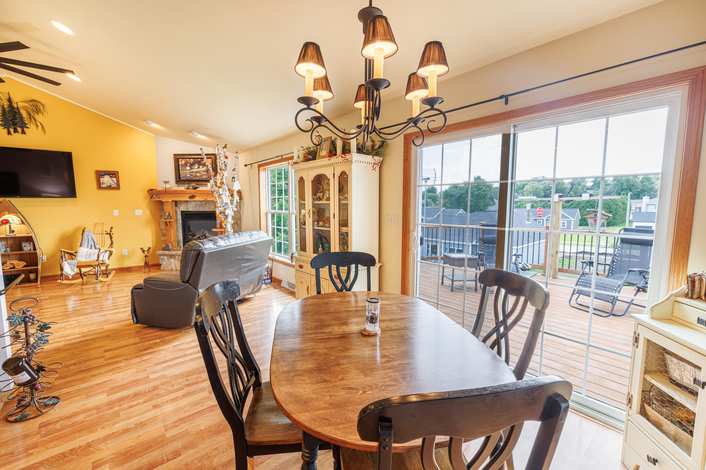 Theresa, Wisconsin, 53091, United States, 4 Bedrooms Bedrooms, ,4 BathroomsBathrooms,Residential,For Sale,1927887
