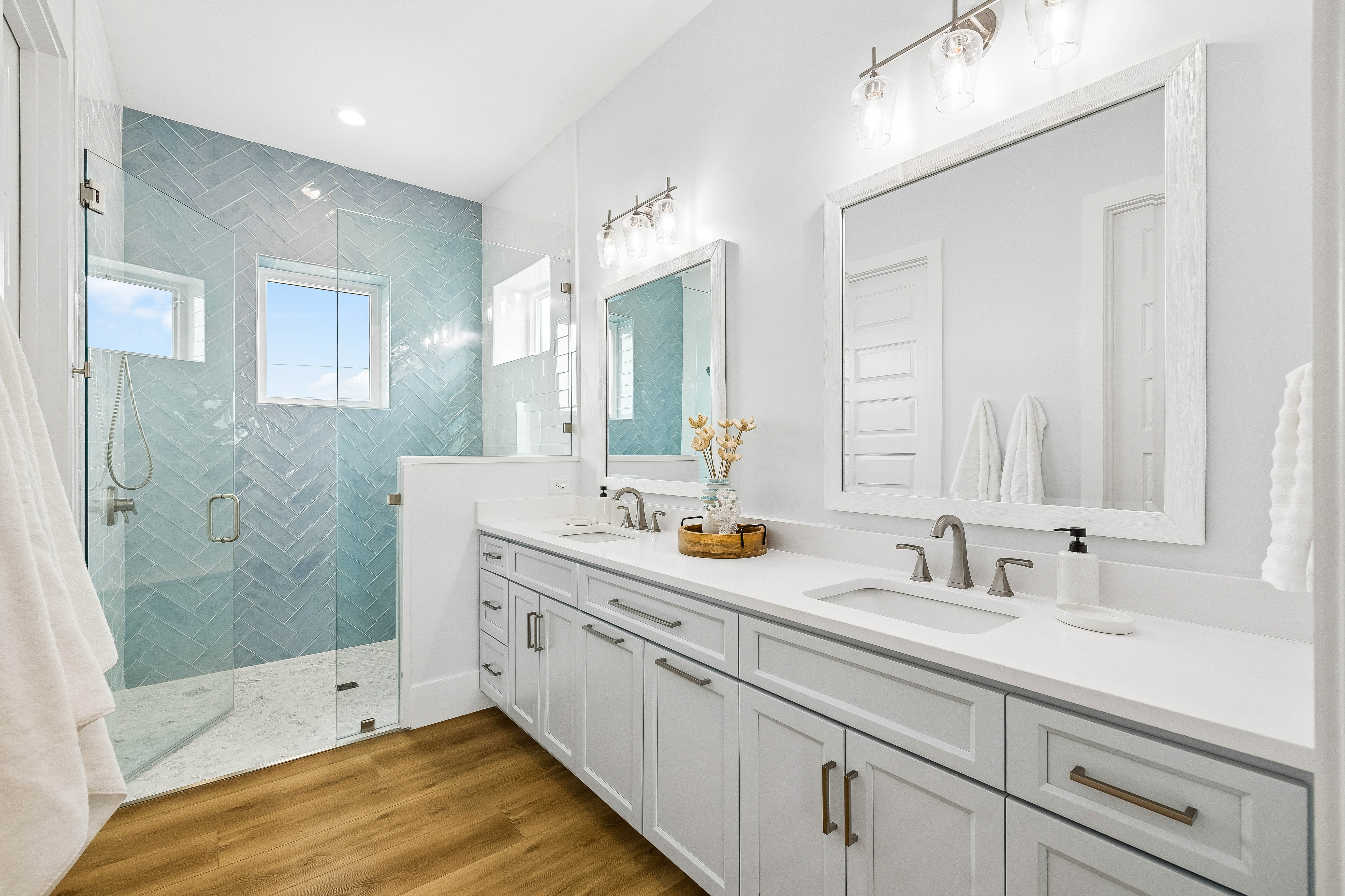  A New Benchmark for Luxury on Navarre Beach - 物件實景