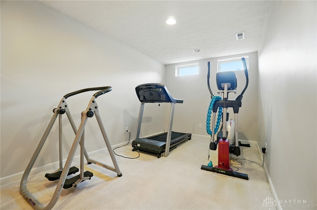 Beavercreek, Ohio, 45431, United States, 5 Bedrooms Bedrooms, ,4 BathroomsBathrooms,Residential,For Sale,1942166