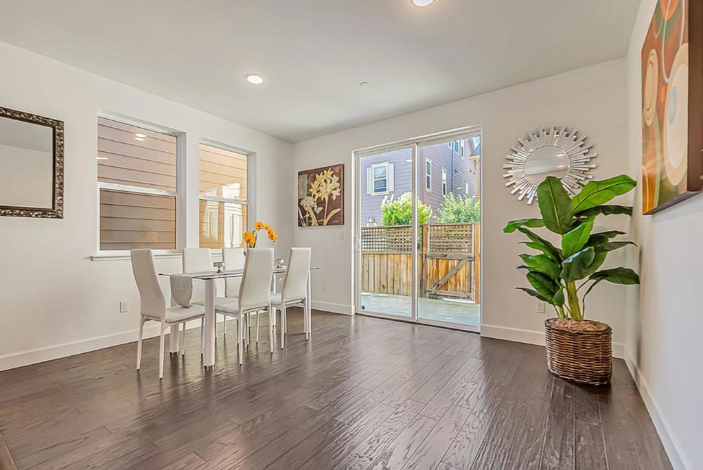 Hercules, California, 94547, United States, 4 Bedrooms Bedrooms, ,3 BathroomsBathrooms,Residential,For Sale,1978520