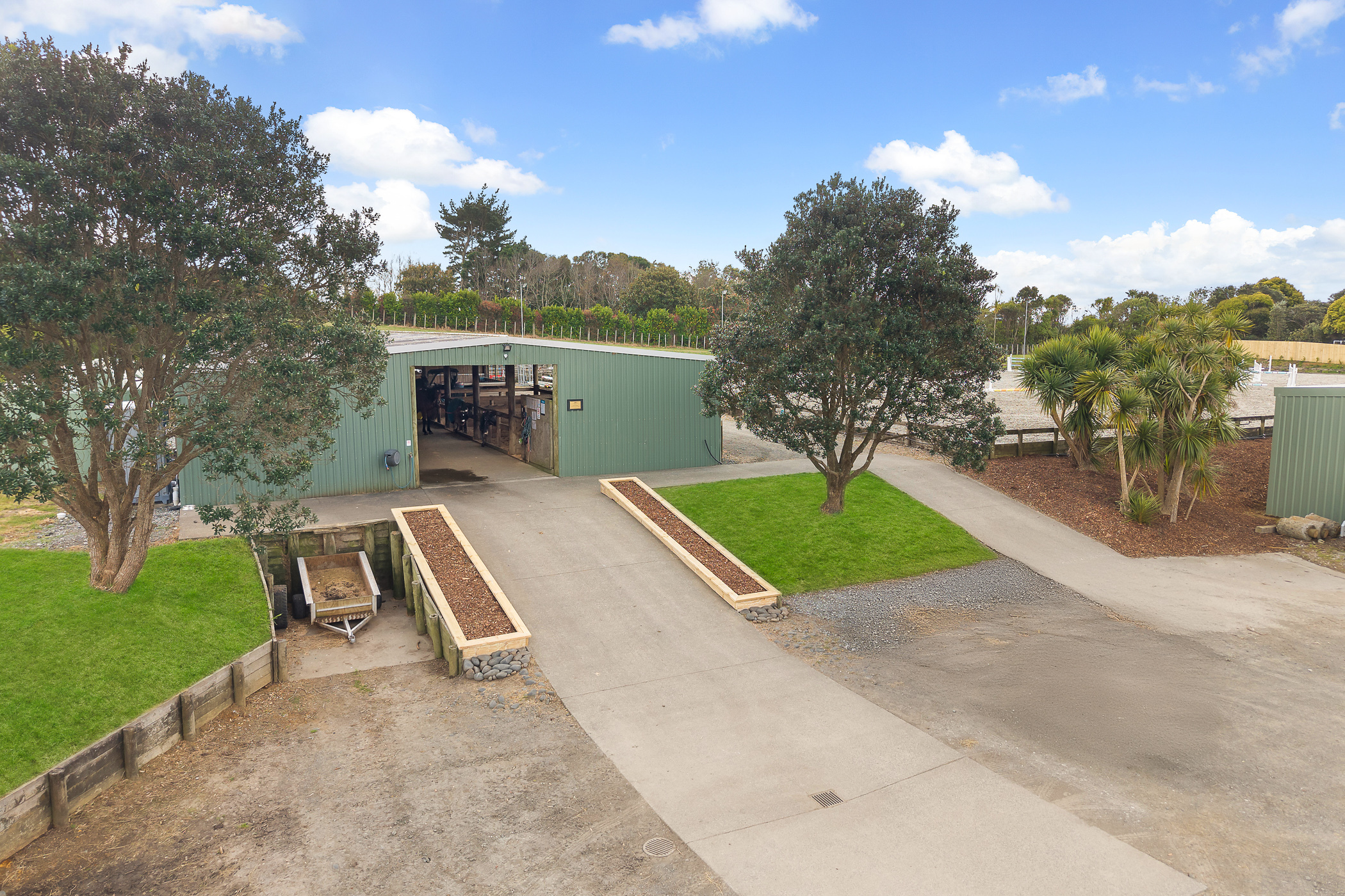  Equestrian Facility - Land Bank with Income - 物件實景