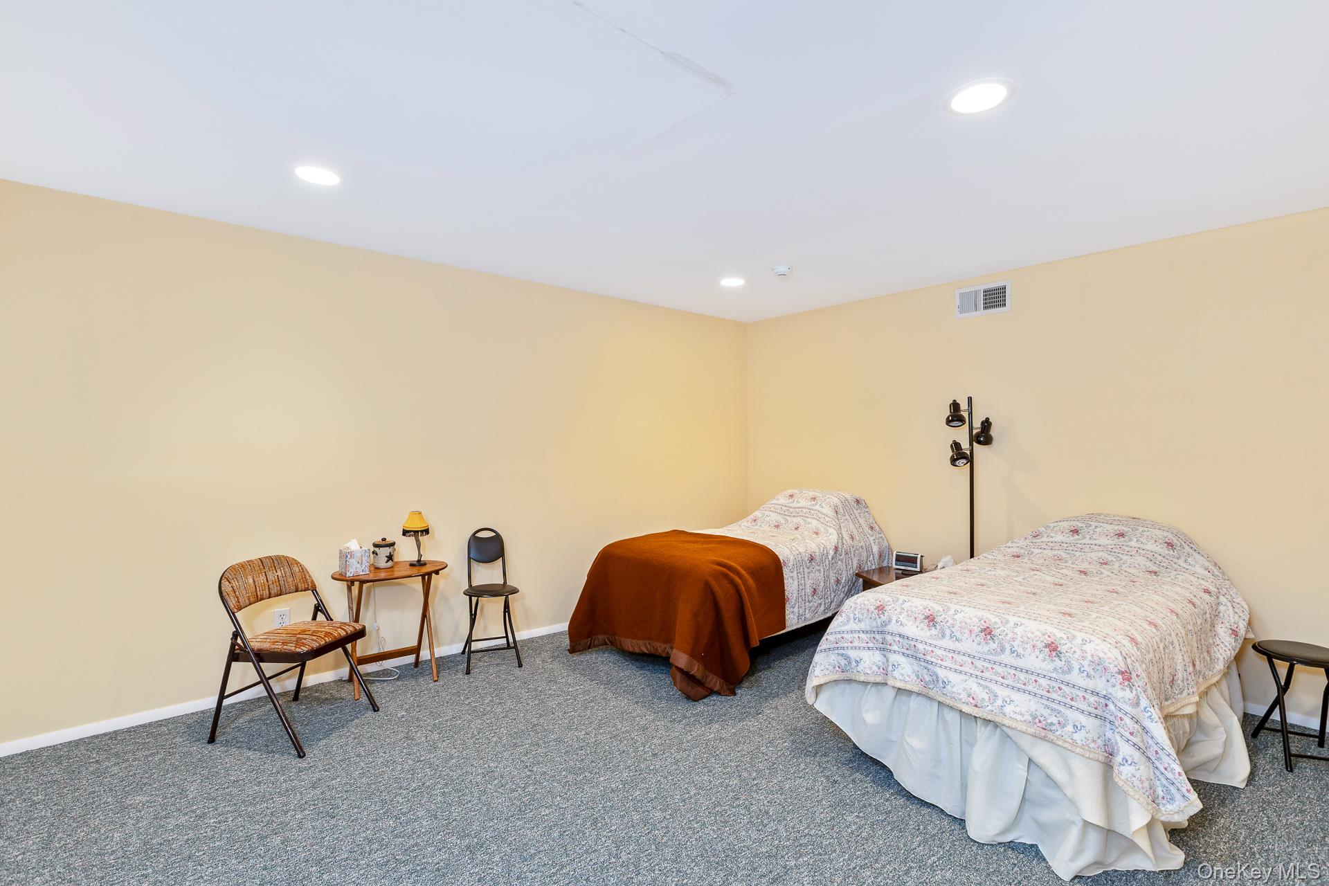  45 Oak Run, Stony Brook, NY, 11790 - 物件實景